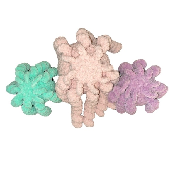 3 Handmade Crochet Octopus Plush - Picture 3 of 3